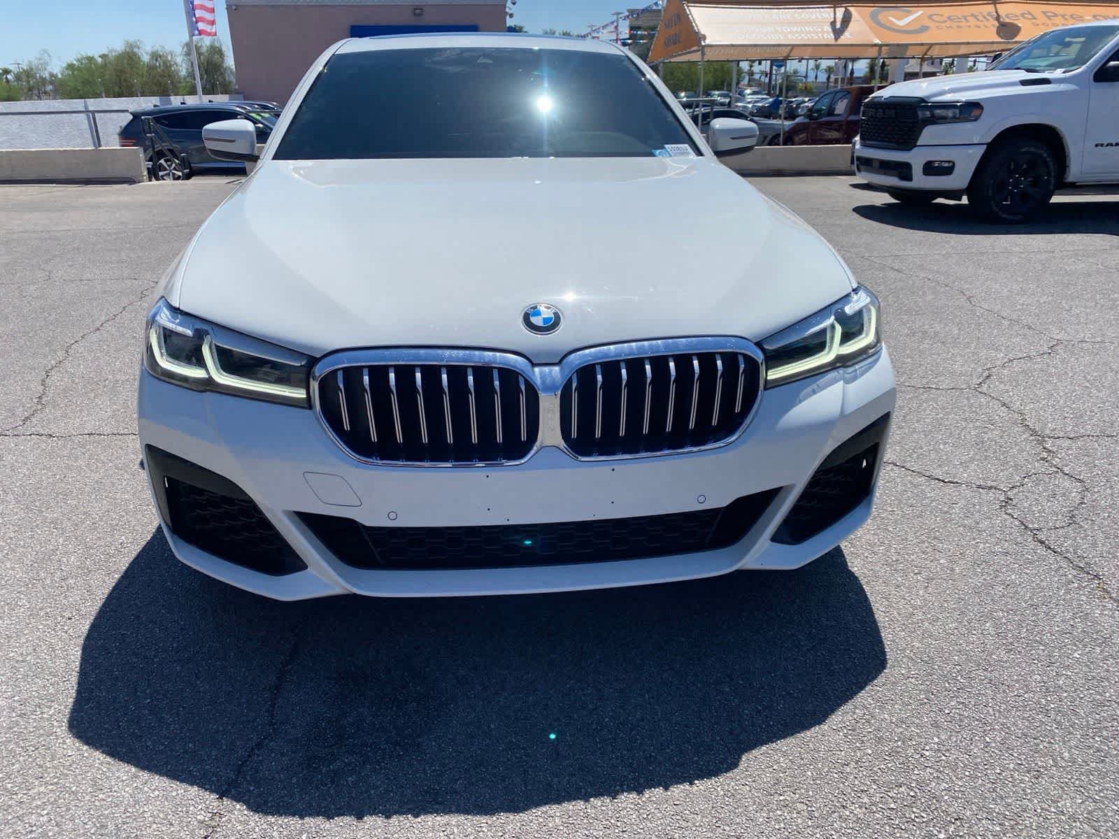 Used 2023 BMW 540i w/ M Sport Package RWD image 2