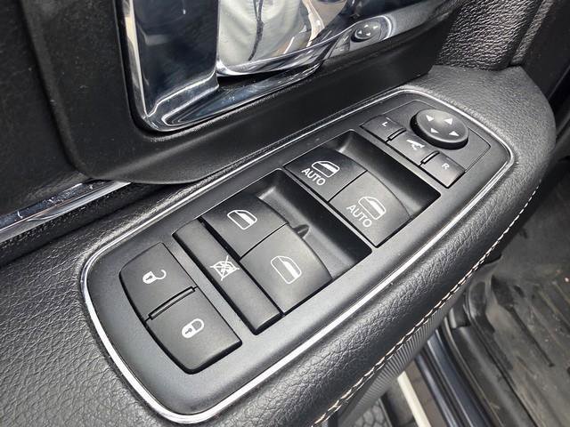 Used 2018 RAM 2500 Laramie w/ Snow Chief Group AWD/4WD image 11
