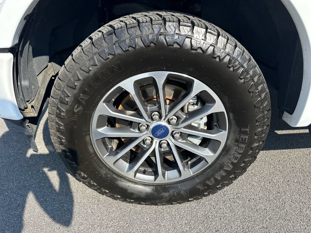 Used 2020 Ford F150 XLT w/ Equipment Group 302A Luxury AWD/4WD image 13