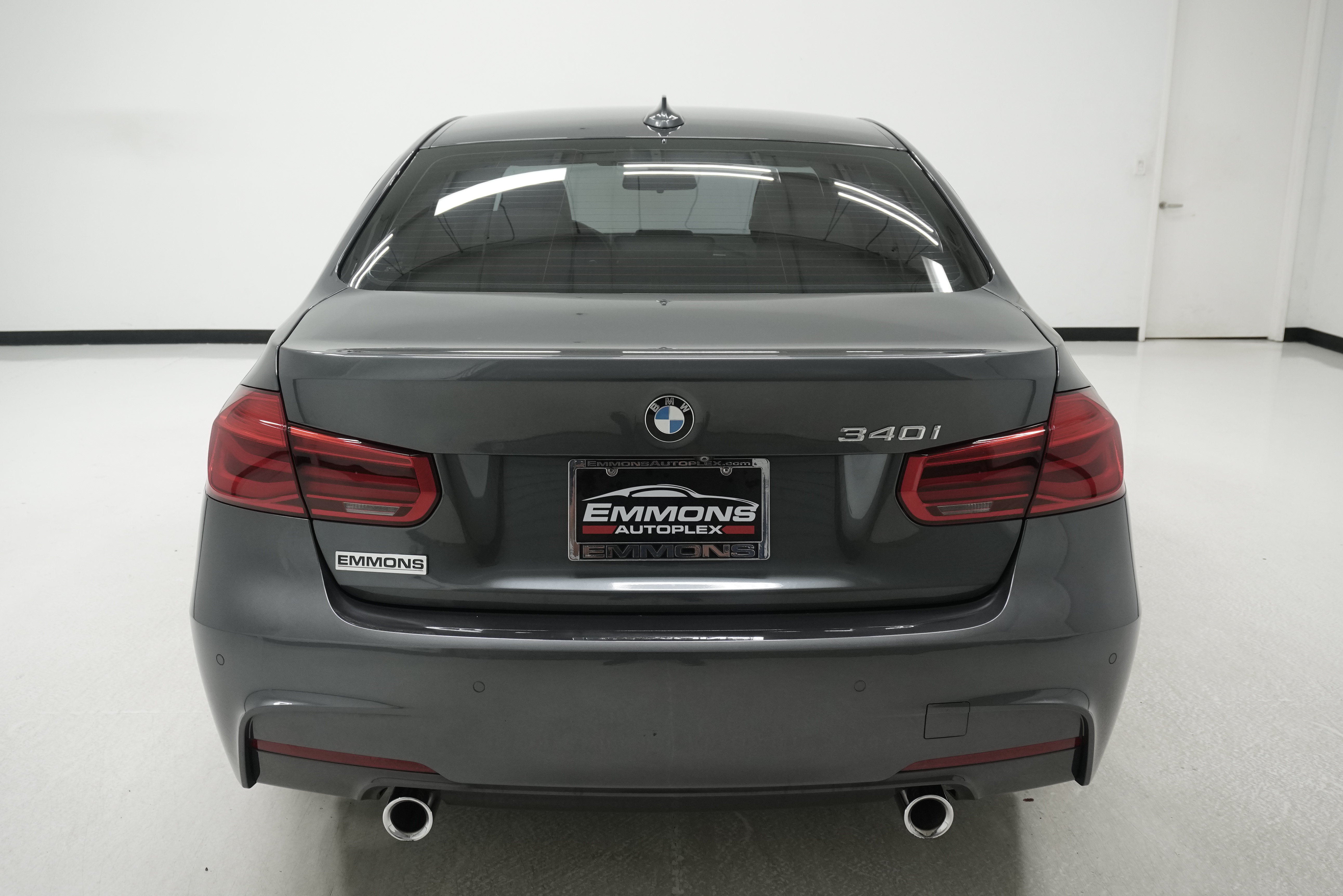 Used 2018 BMW 340i Sedan w/ Track Handling Package RWD image 5