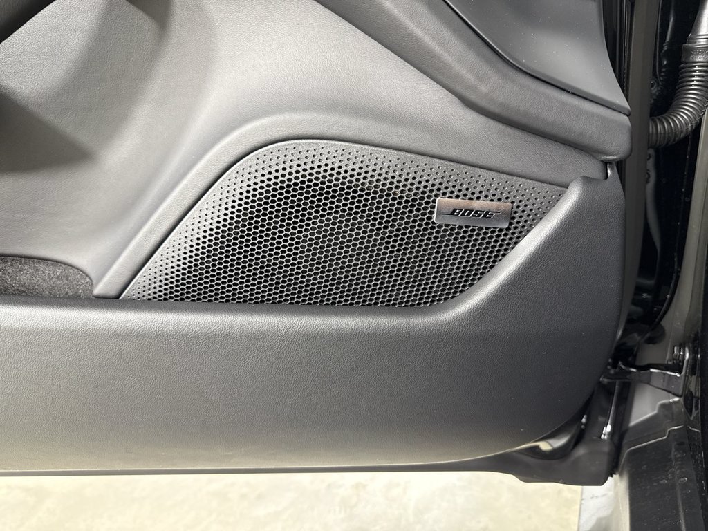New 2026 Porsche Taycan AWD/4WD image 34