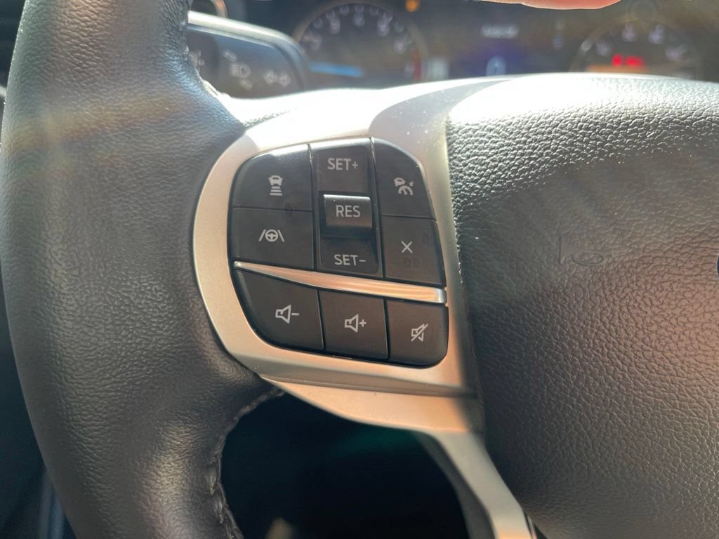 Used 2023 Ford Explorer Limited w/ Limited Technology Package AWD/4WD image 21