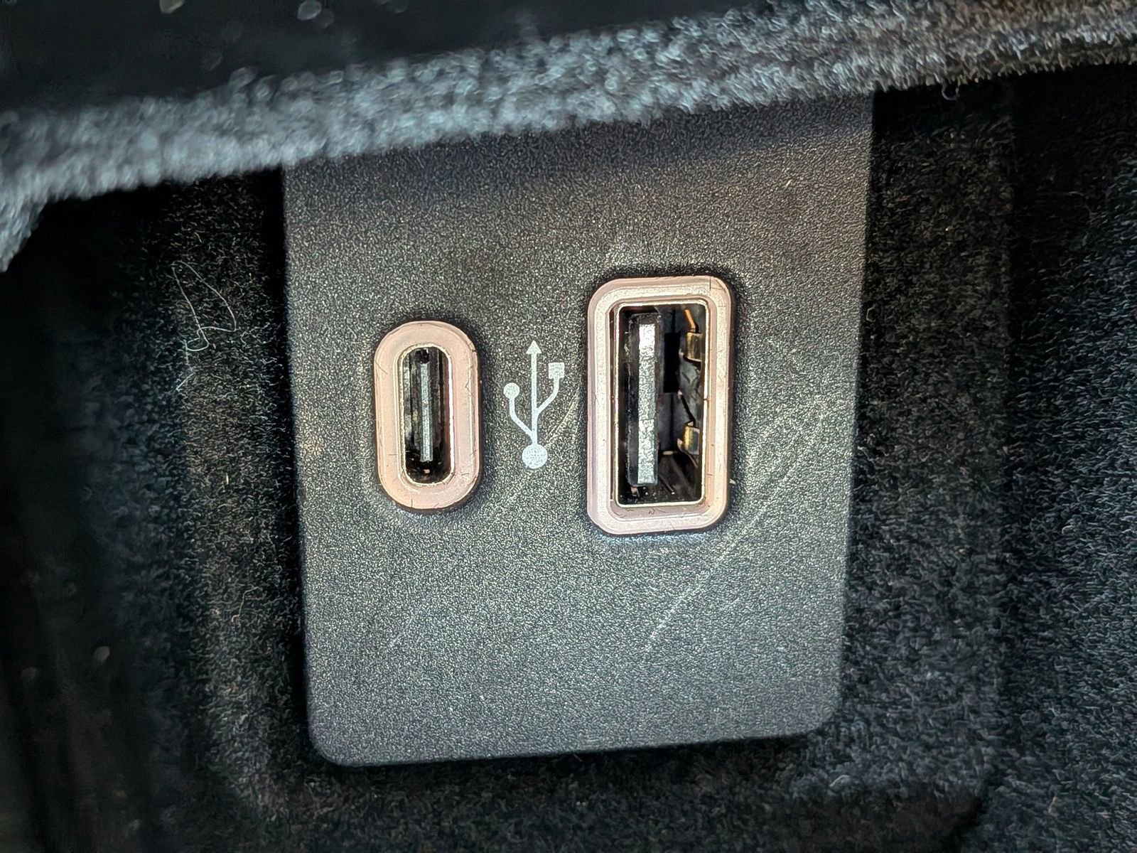 Certified 2023 Lincoln Nautilus Reserve w/ Equipment Group 202A image 26