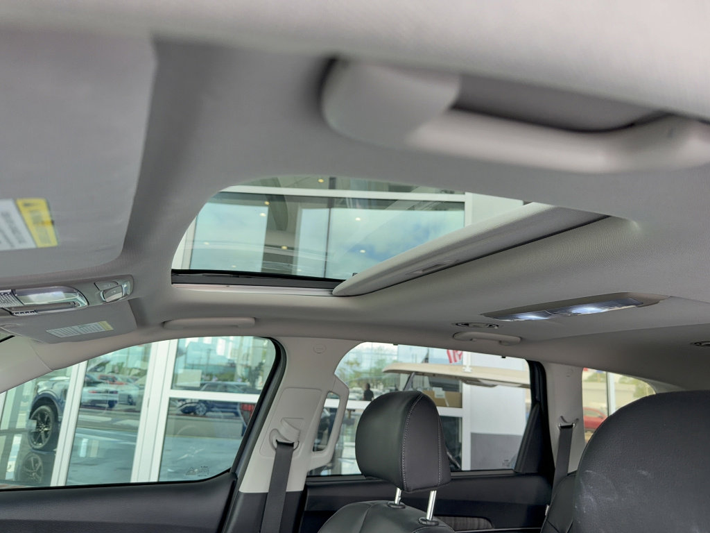 Used 2025 Kia Telluride EX image 31