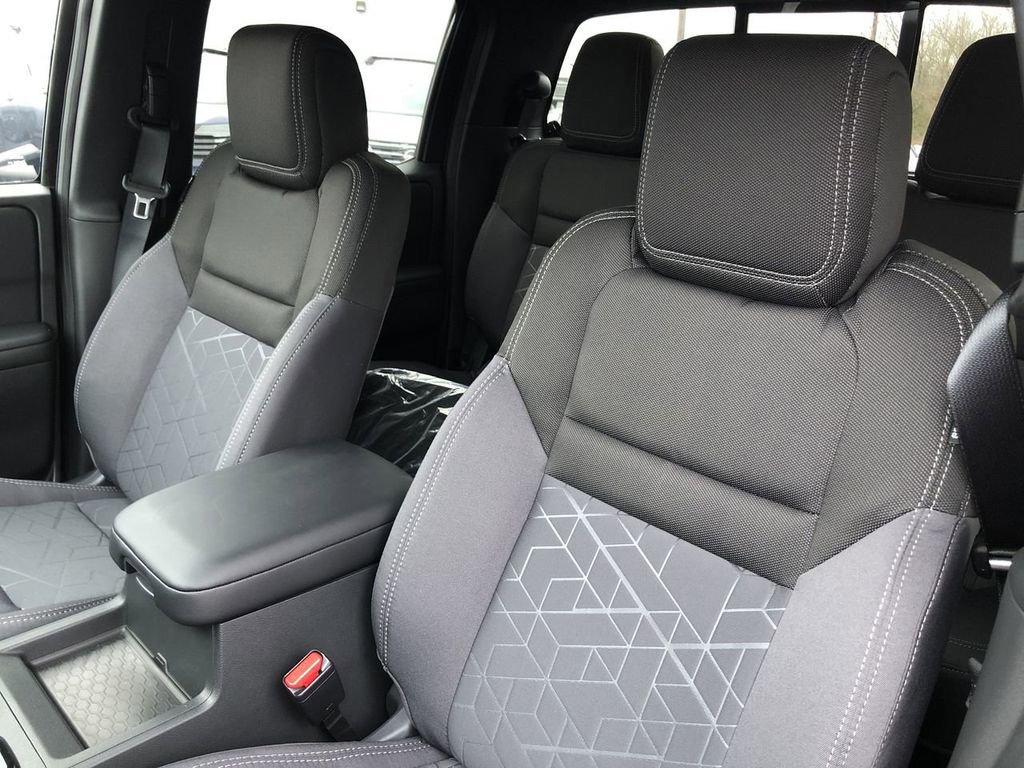 New 2026 Nissan Frontier SV w/ SV Convenience Package AWD/4WD image 21