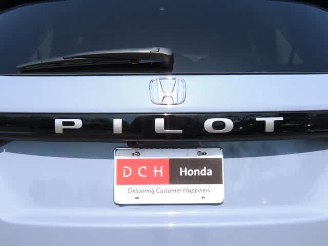 New 2026 Honda Pilot Touring image 7