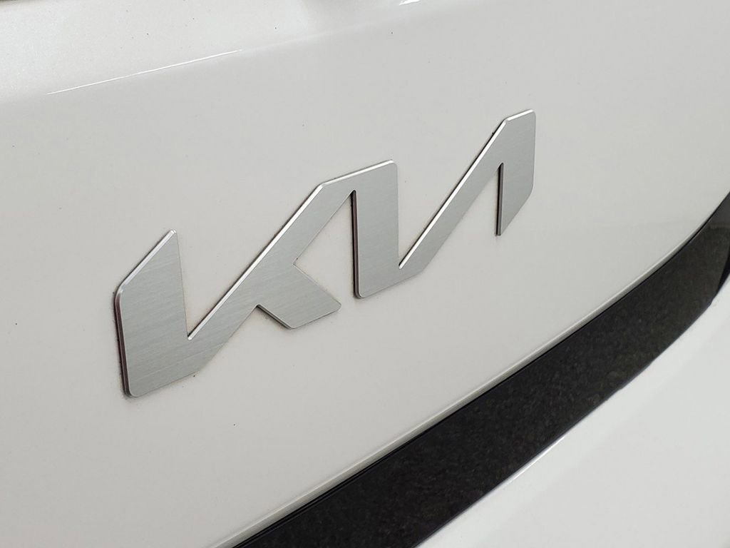 Used 2024 Kia Soul LX w/ Option Group 015 image 25