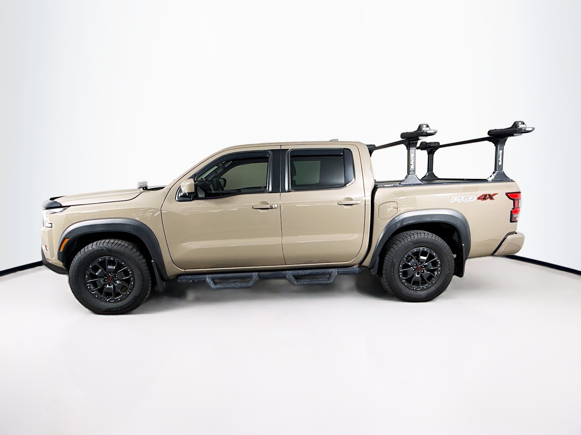Used 2023 Nissan Frontier PRO-4X w/ Pro-4X Premium Package AWD/4WD image 7