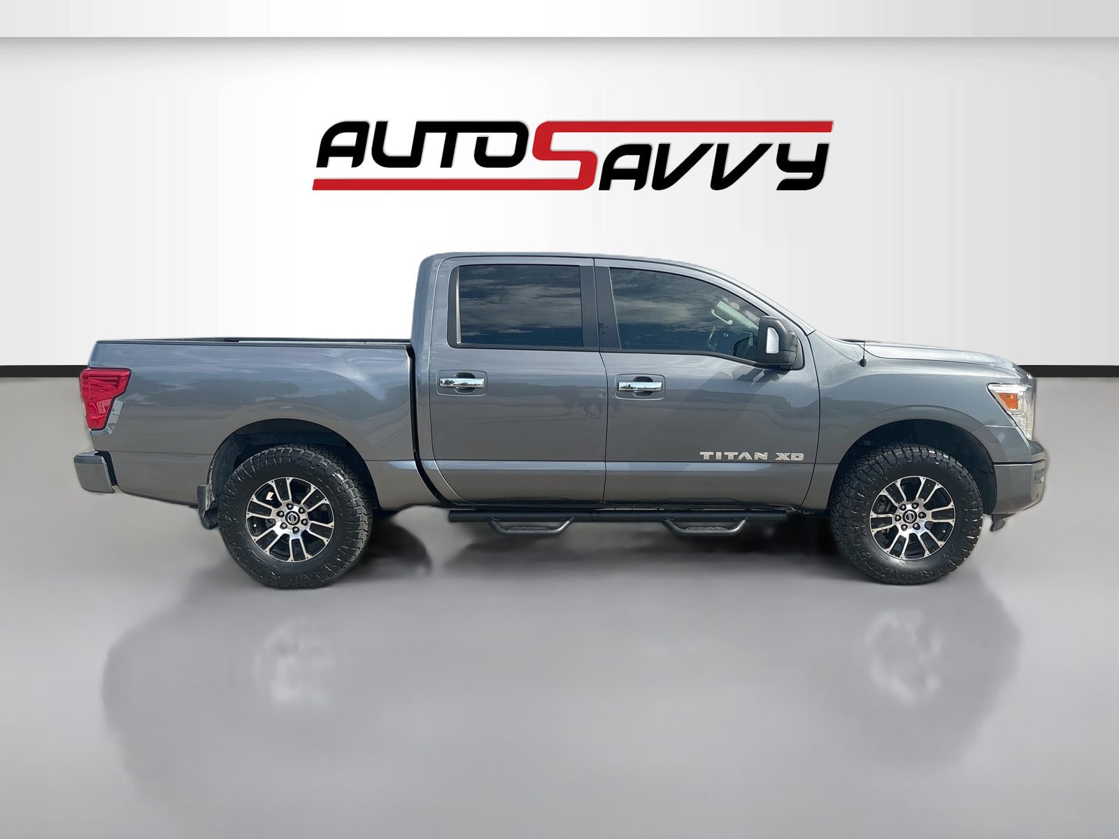Used 2021 Nissan Titan SV w/ SV Convenience Package AWD/4WD image 8