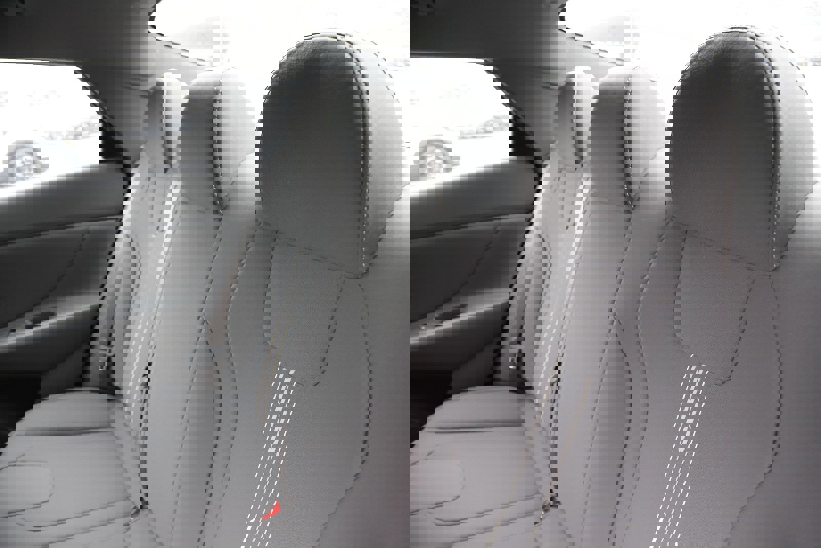 New 2026 Hyundai Elantra Sport image 14