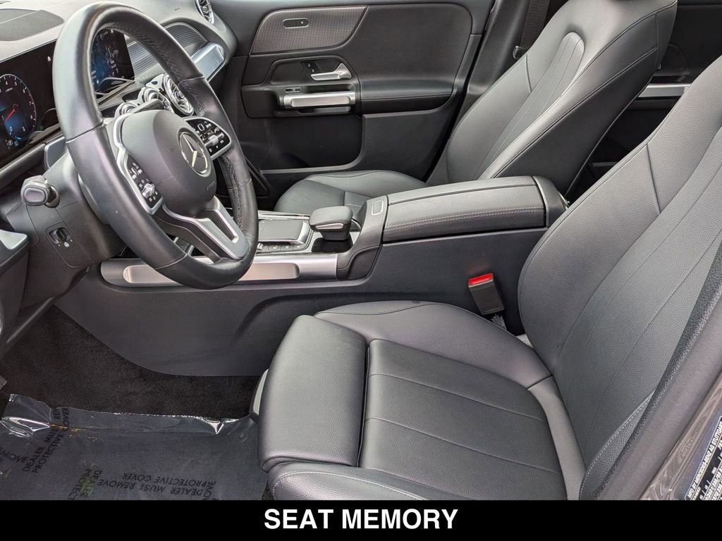 Used 2022 Mercedes-Benz GLB 250 4MATIC image 13