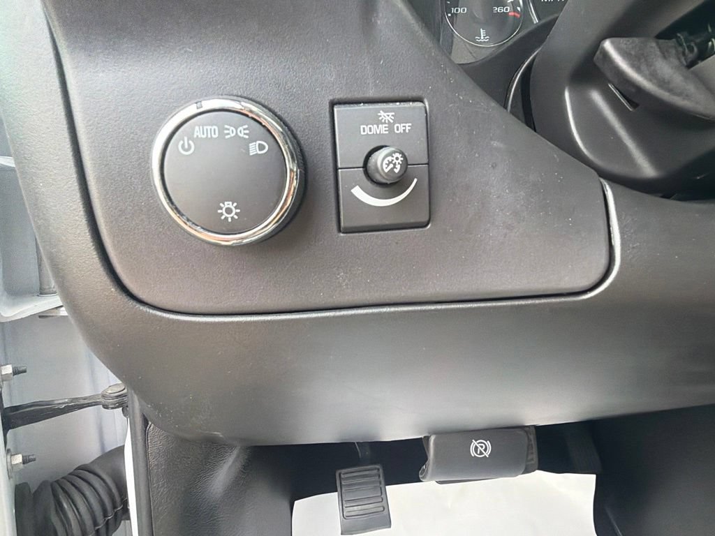 Used 2025 Chevrolet Express 3500 LT w/ LT Preferred Equipment Group RWD image 24
