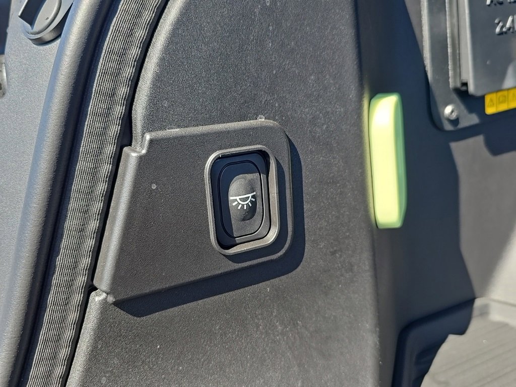 New 2025 Ford F150 Lightning XLT image 81