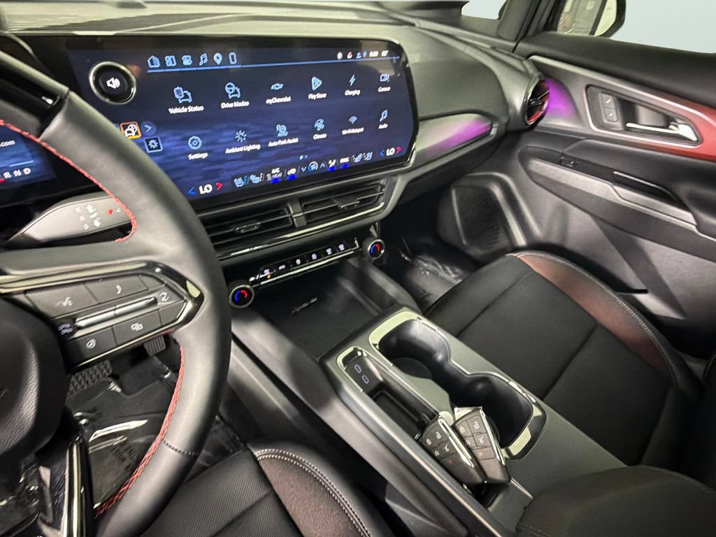 Certified 2025 Chevrolet Equinox EV RS w/ Active Safety Package 3 AWD/4WD image 19