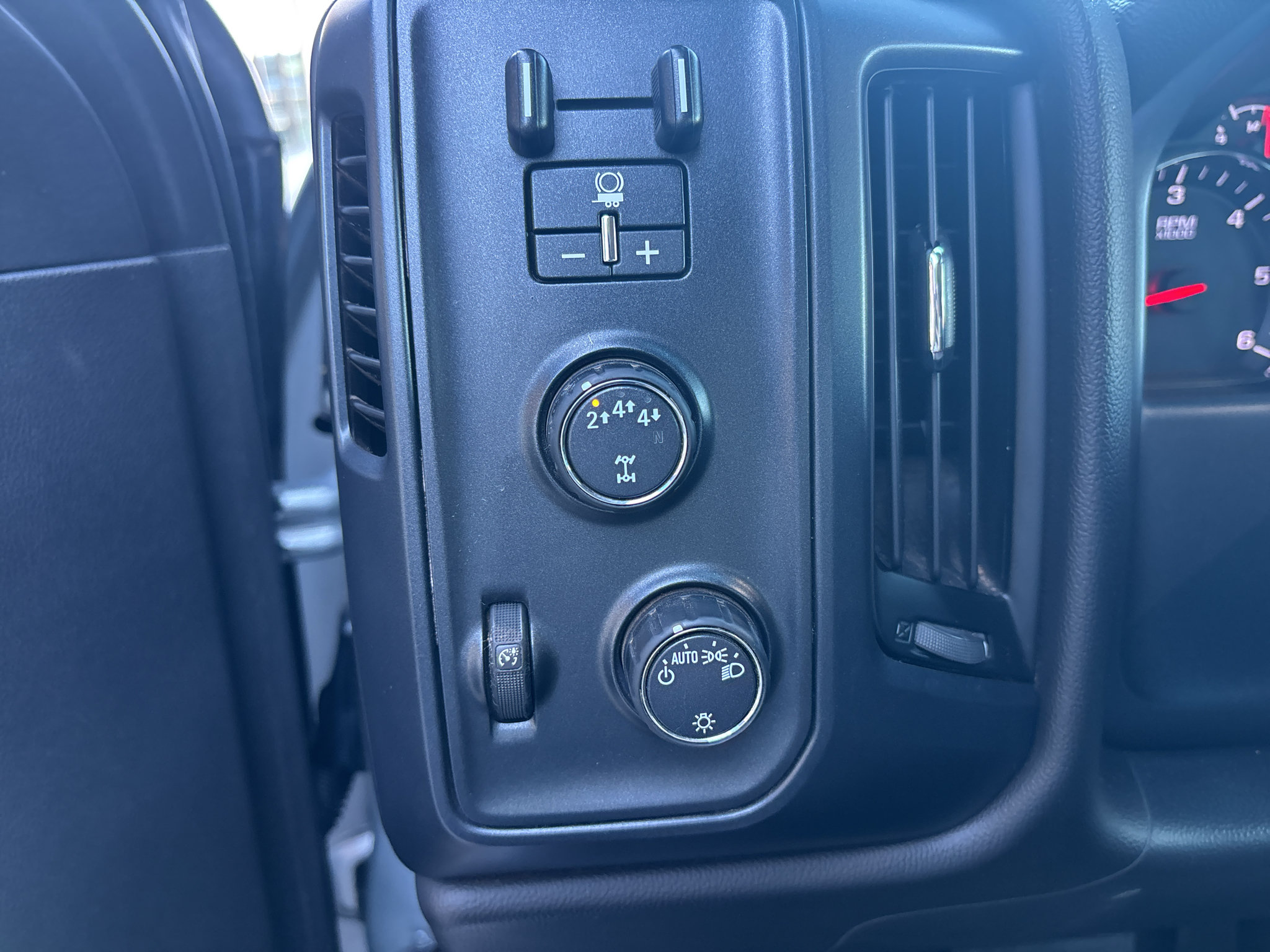 Used 2018 Chevrolet Silverado 3500 W/T w/ WT Fleet Convenience Package AWD/4WD image 23