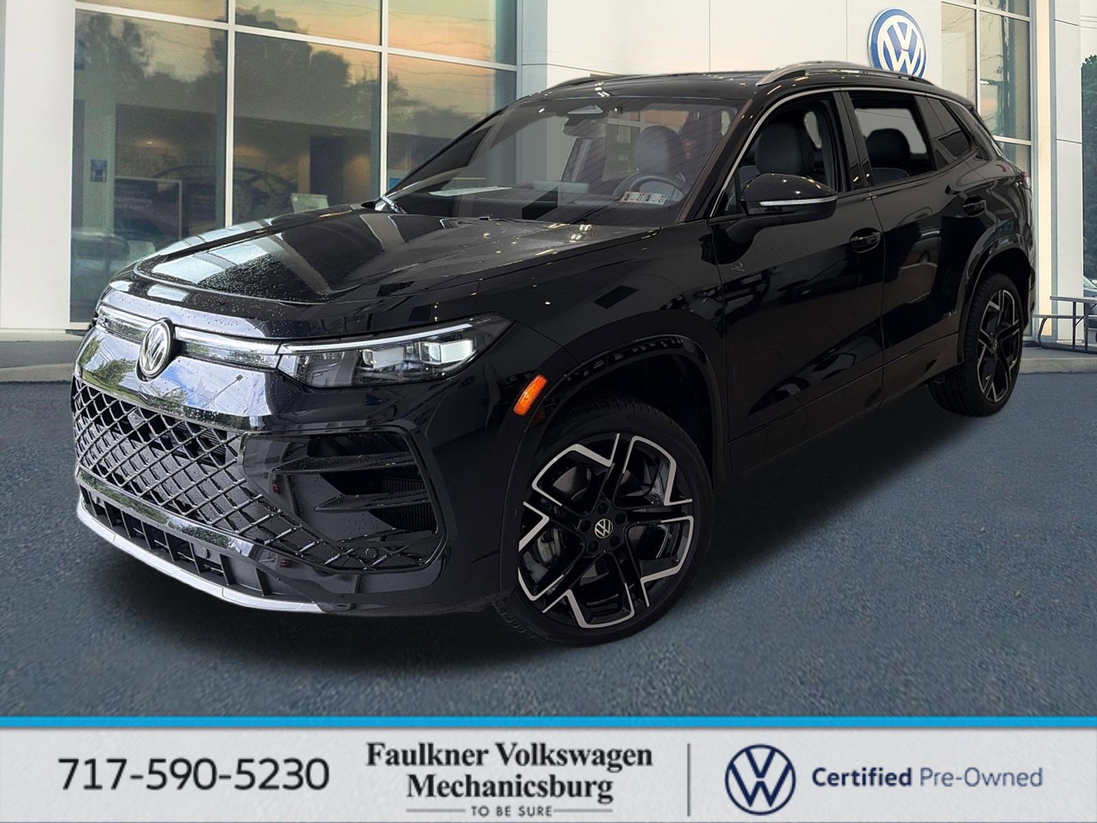 Used 2026 Volkswagen Tiguan SEL R-Line AWD/4WD image 1