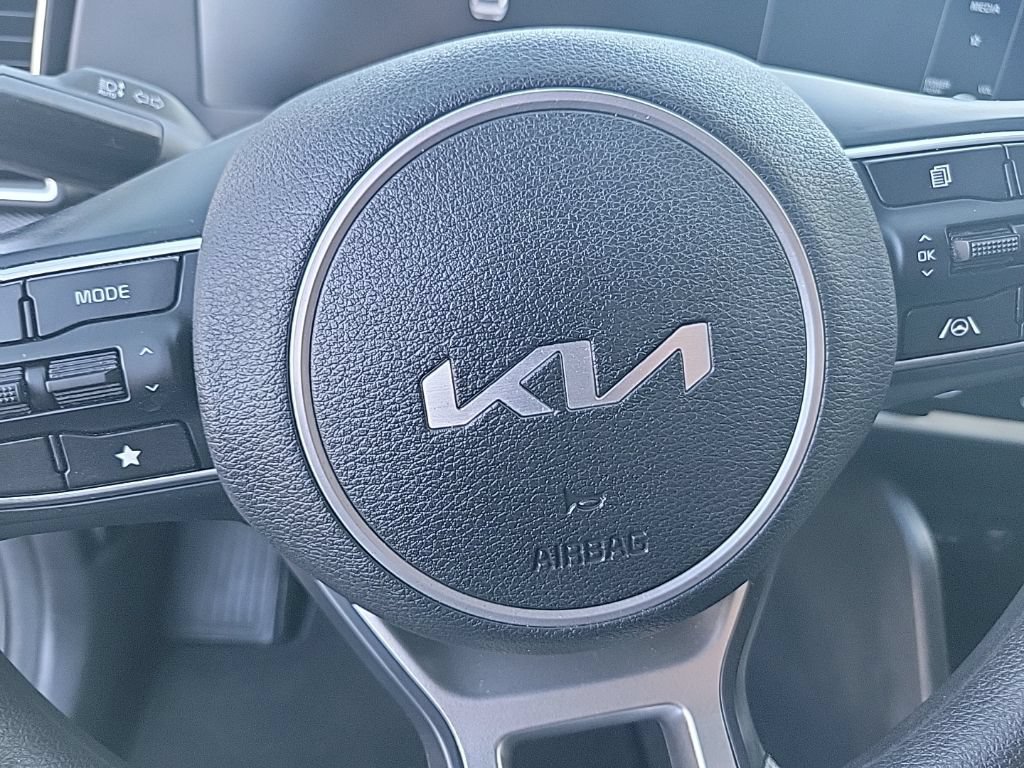 Used 2023 Kia Sportage LX FWD image 23