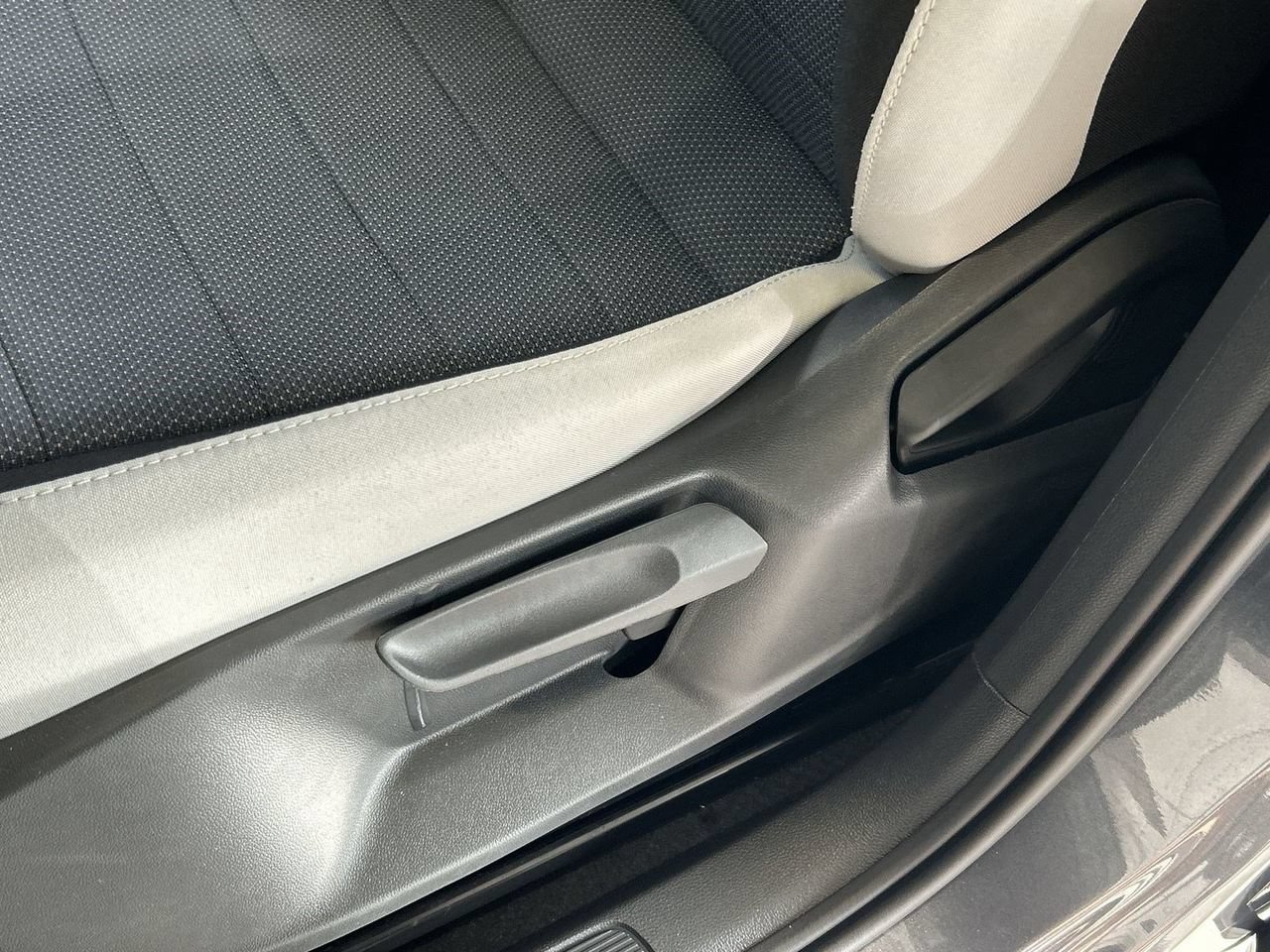 New 2026 Volkswagen Taos S FWD image 16