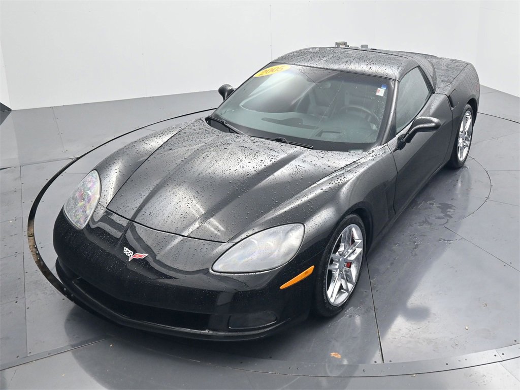 Used 2005 Chevrolet Corvette Coupe w/ Preferred Equipment Group image 38