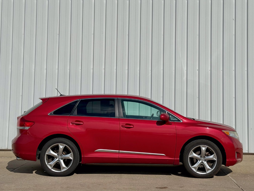Used 2011 Toyota Venza FWD image 7