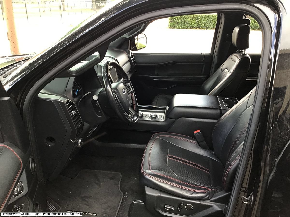 Used 2019 Ford Expedition Limited w/ Equipment Group 303A AWD/4WD image 15