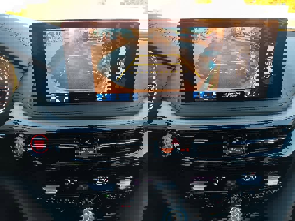 Used 2025 Acura MDX w/Technology Package image 32