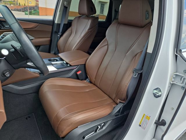 Used 2024 Acura MDX w/ Technology Package FWD image 11