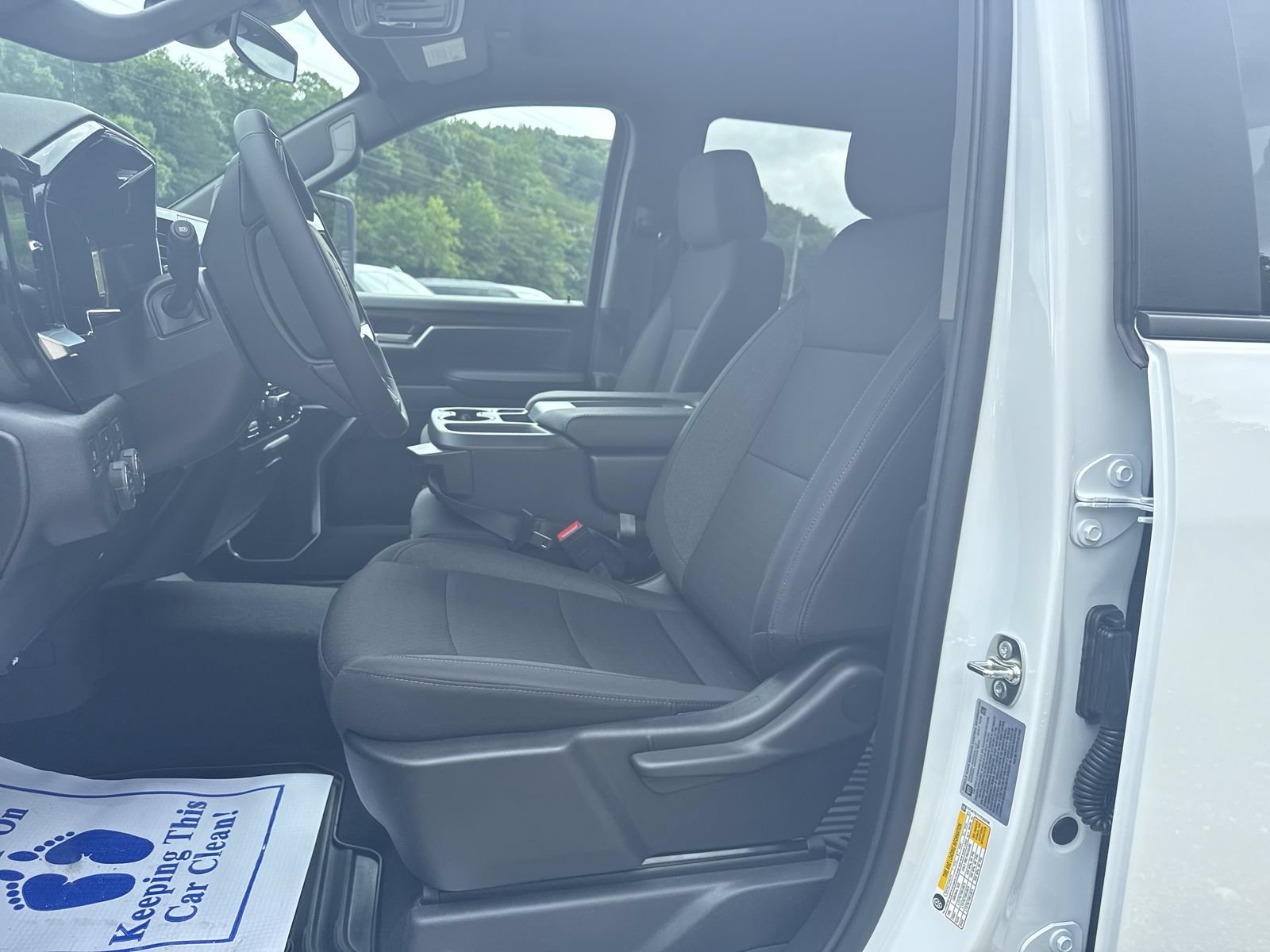 New 2026 Chevrolet Silverado 3500 LT AWD/4WD image 14