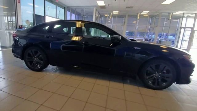 Used 2023 Acura TLX SH-AWD w/ A-SPEC Pkg image 9