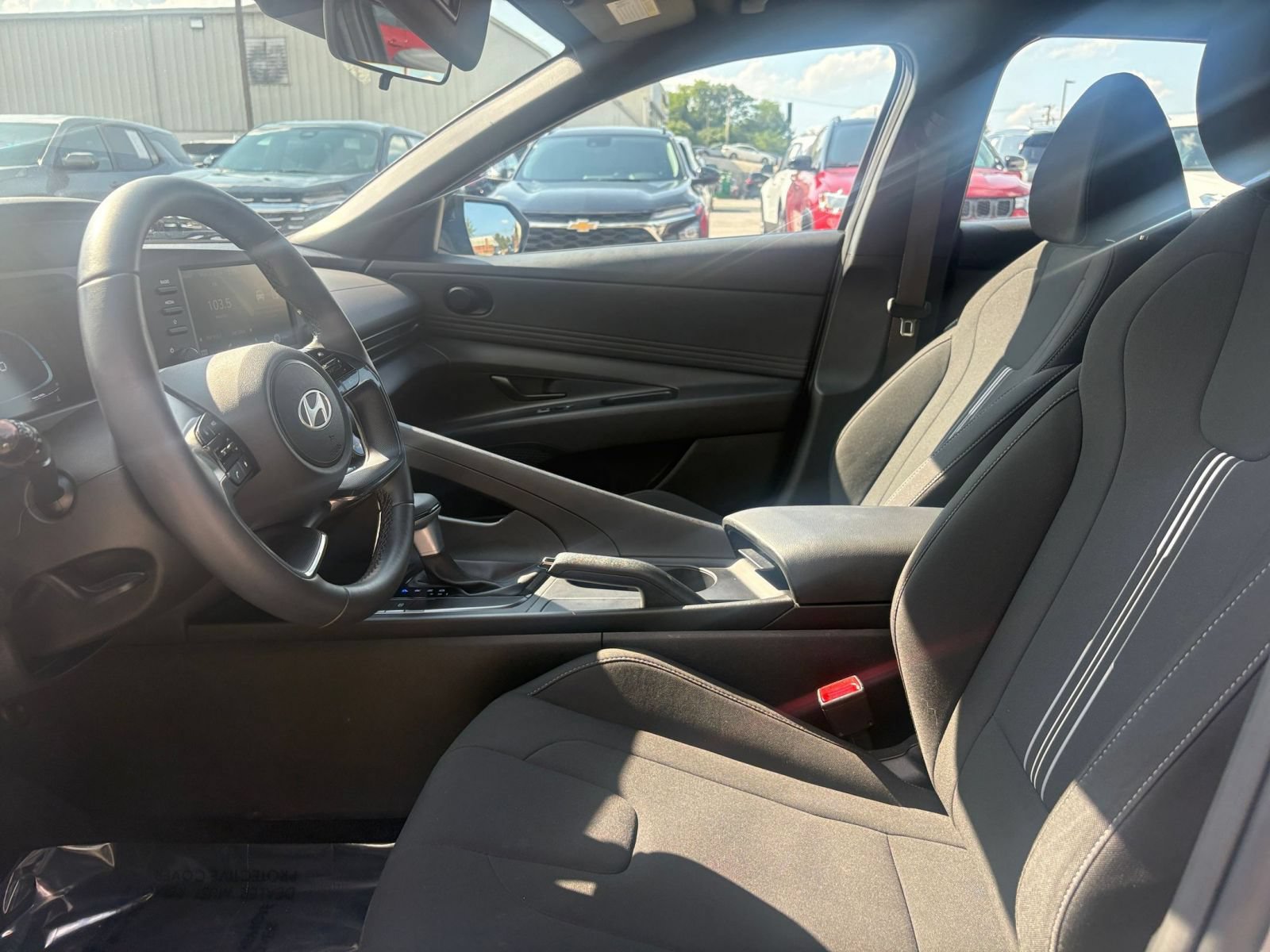 Used 2026 Hyundai Elantra Sport FWD image 21