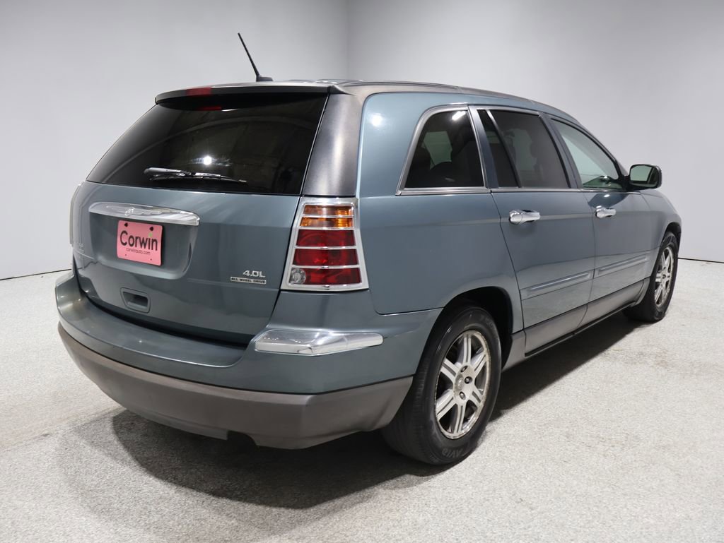Used 2007 Chrysler Pacifica Touring image 2