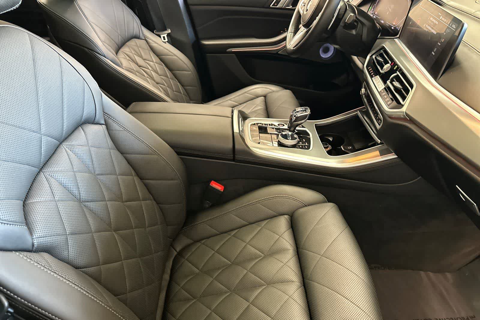 Used 2023 BMW X5 M50i w/ Executive Package AWD/4WD image 16
