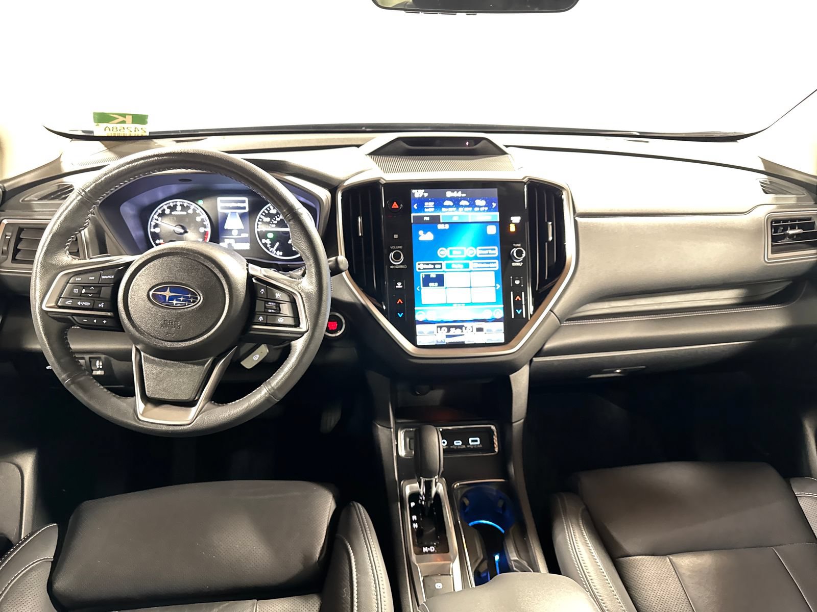Used 2023 Subaru Ascent Limited w/ Technology Package AWD/4WD image 4