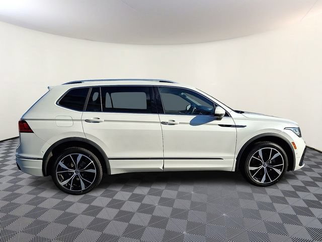 Used 2022 Volkswagen Tiguan SEL R-Line AWD/4WD image 7