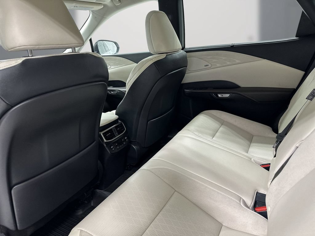 Used 2023 Lexus RX 350 FWD w/ Accessory Package image 15