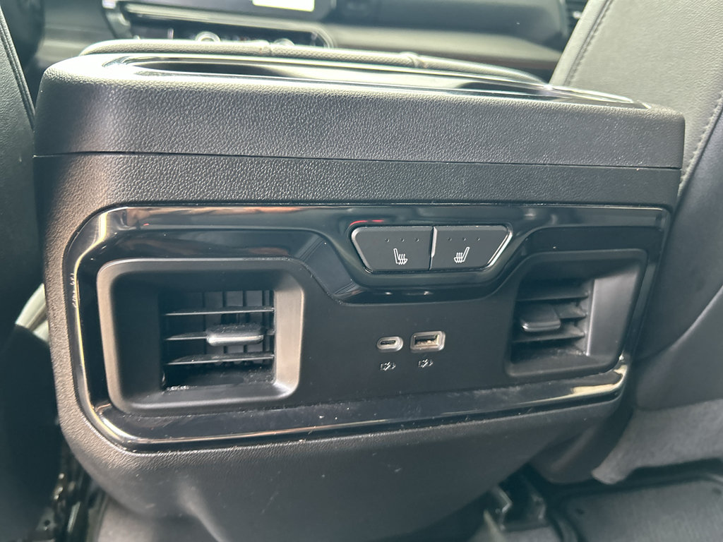 Used 2024 GMC Sierra 2500 AT4 w/ AT4 Premium Plus Package AWD/4WD image 15