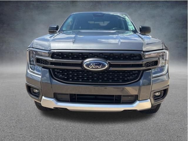 Used 2025 Ford Ranger XLT w/ FX4 Off-Road Package AWD/4WD image 3