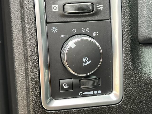 Used 2019 RAM 1500 Warlock AWD/4WD image 21
