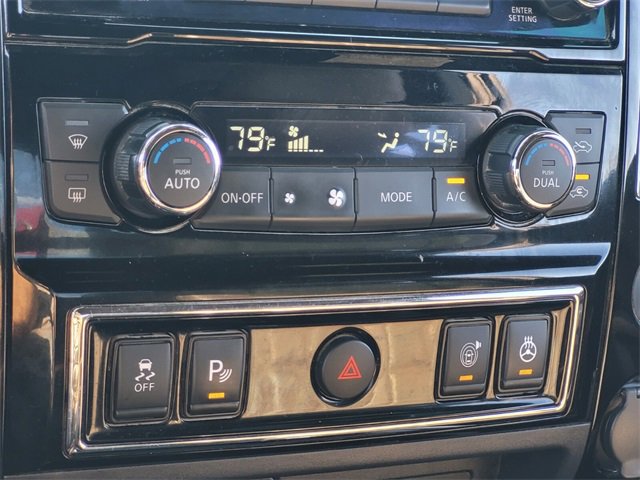 Used 2023 Nissan Titan Platinum Reserve w/ Moonroof Package image 24