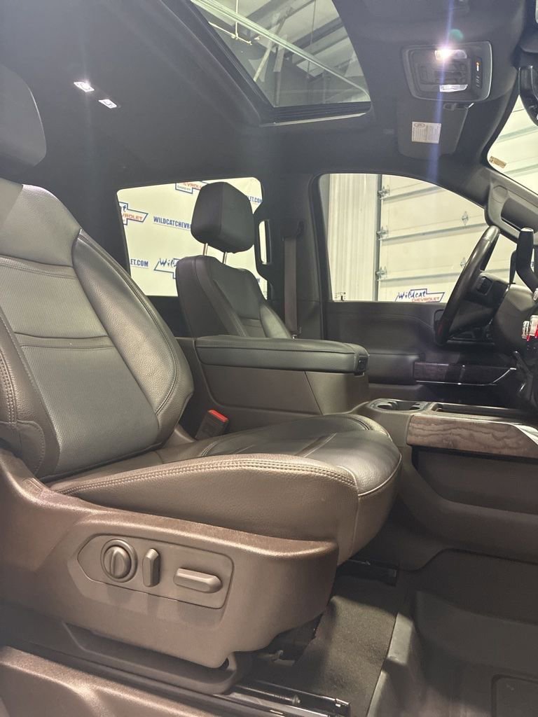 Used 2022 GMC Sierra 2500 Denali w/ Denali Ultimate Package image 21