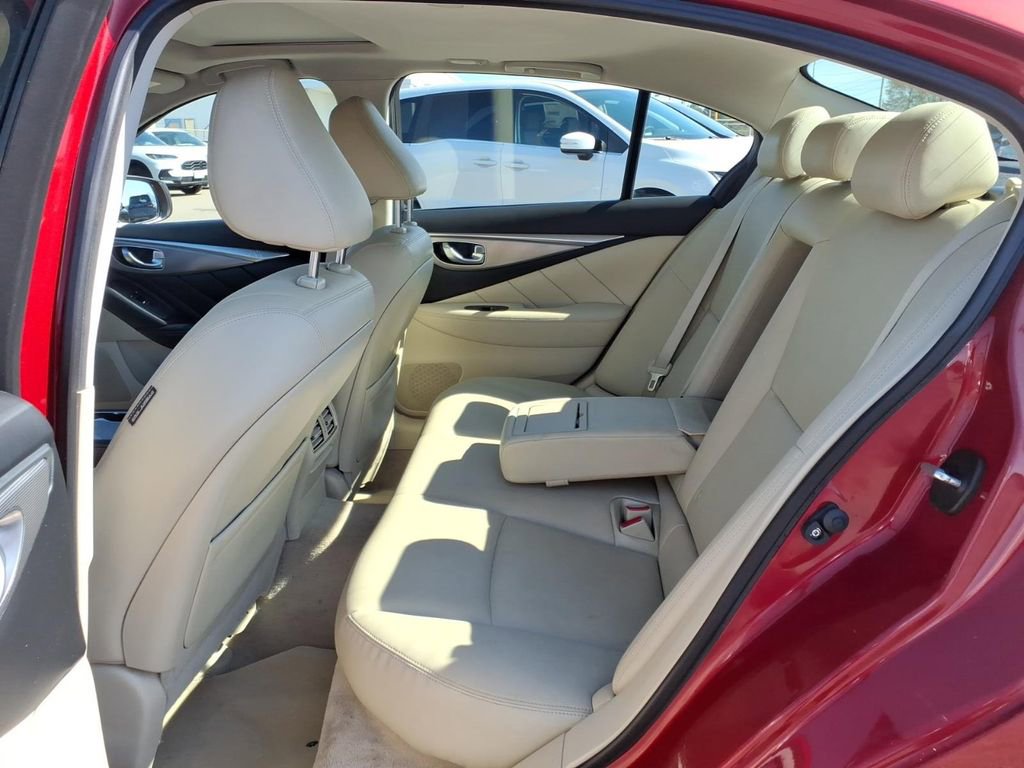 Used 2015 INFINITI Q50 Premium w/ All Weather Package image 6