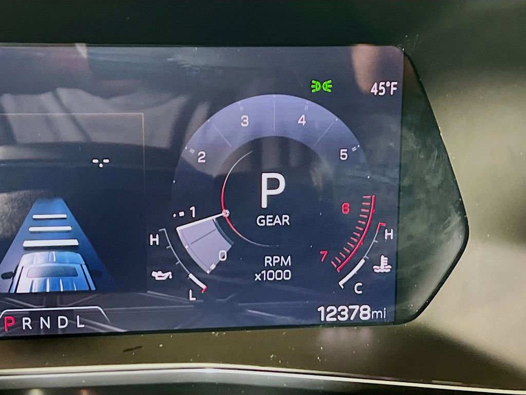 Used 2025 GMC Canyon AT4 image 11