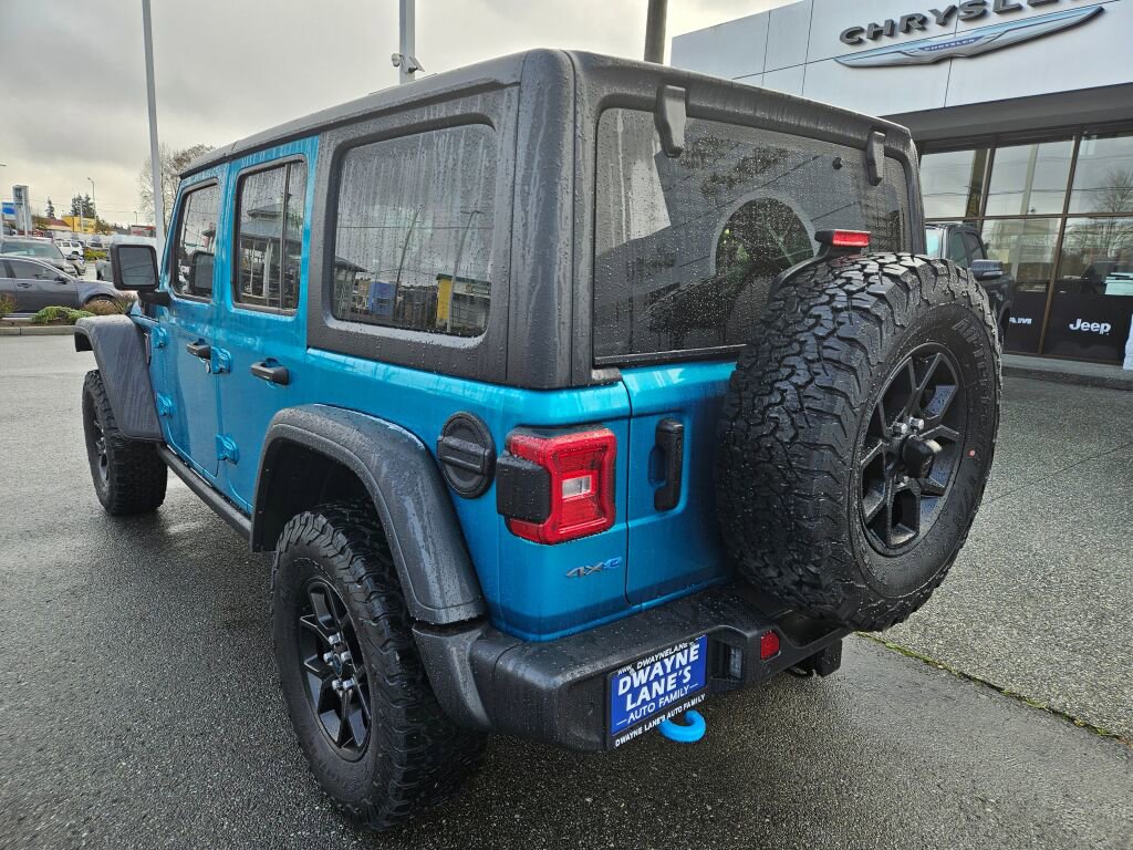 Used 2024 Jeep Wrangler Unlimited image 3