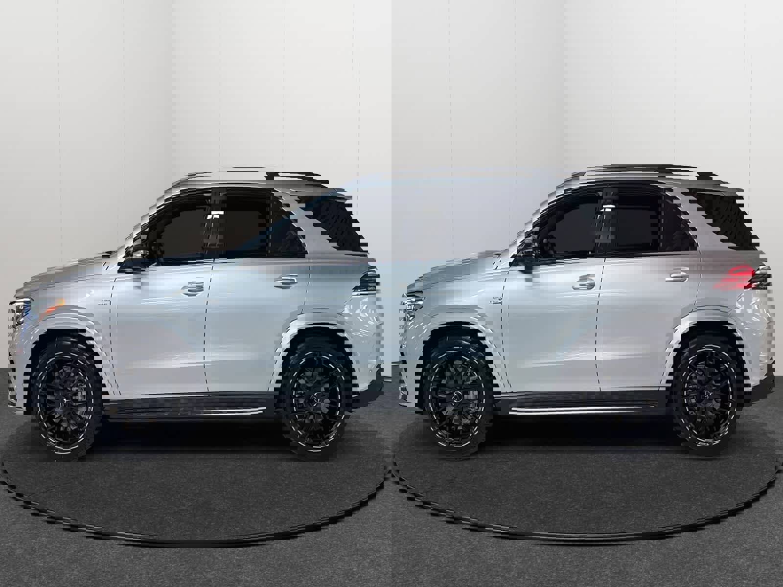 New 2026 Mercedes-Benz GLE 53 AMG 4MATIC image 3