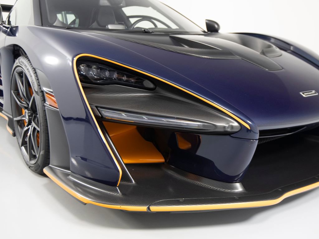 Used 2019 McLaren Senna image 85