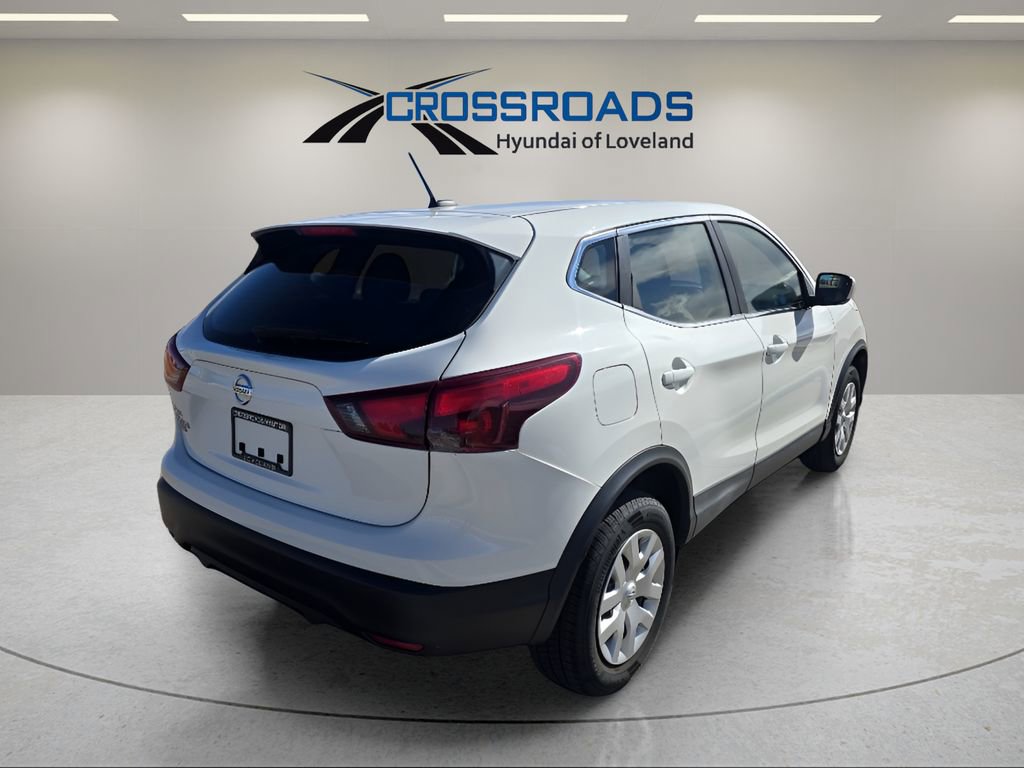 Used 2019 Nissan Rogue Sport S image 5