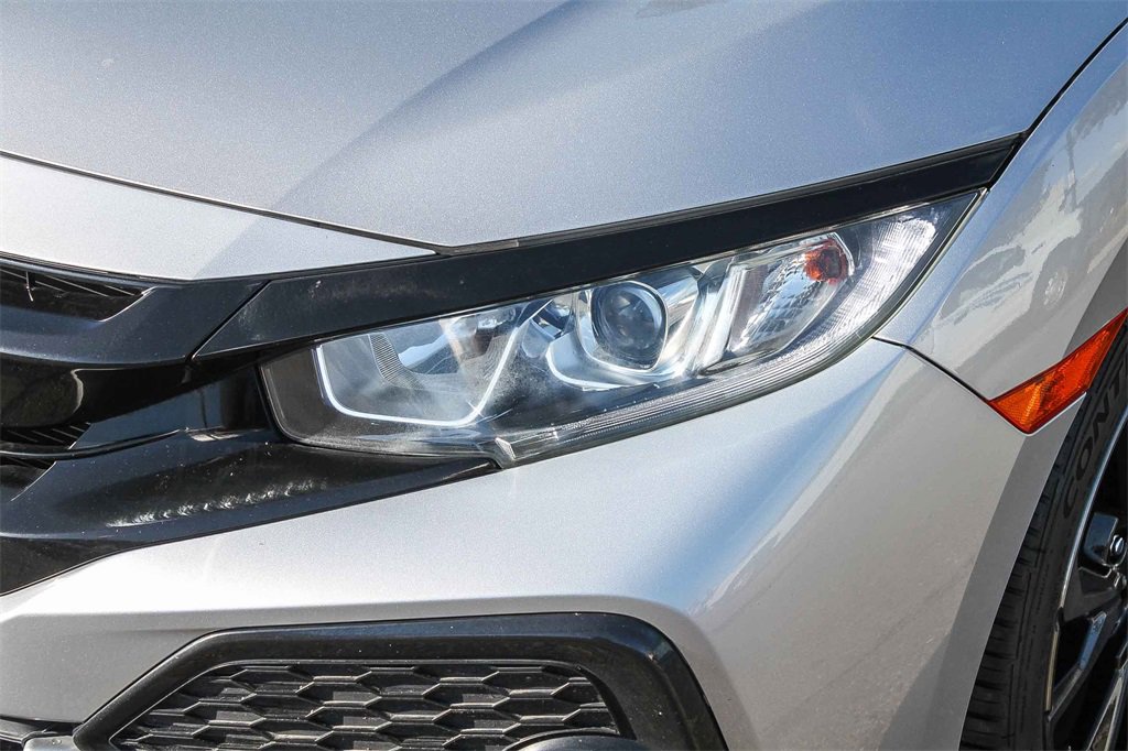 Used 2018 Honda Civic Sport image 4