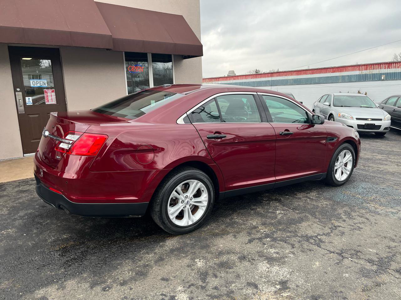 Used 2017 Ford Taurus Police Interceptor AWD image 5