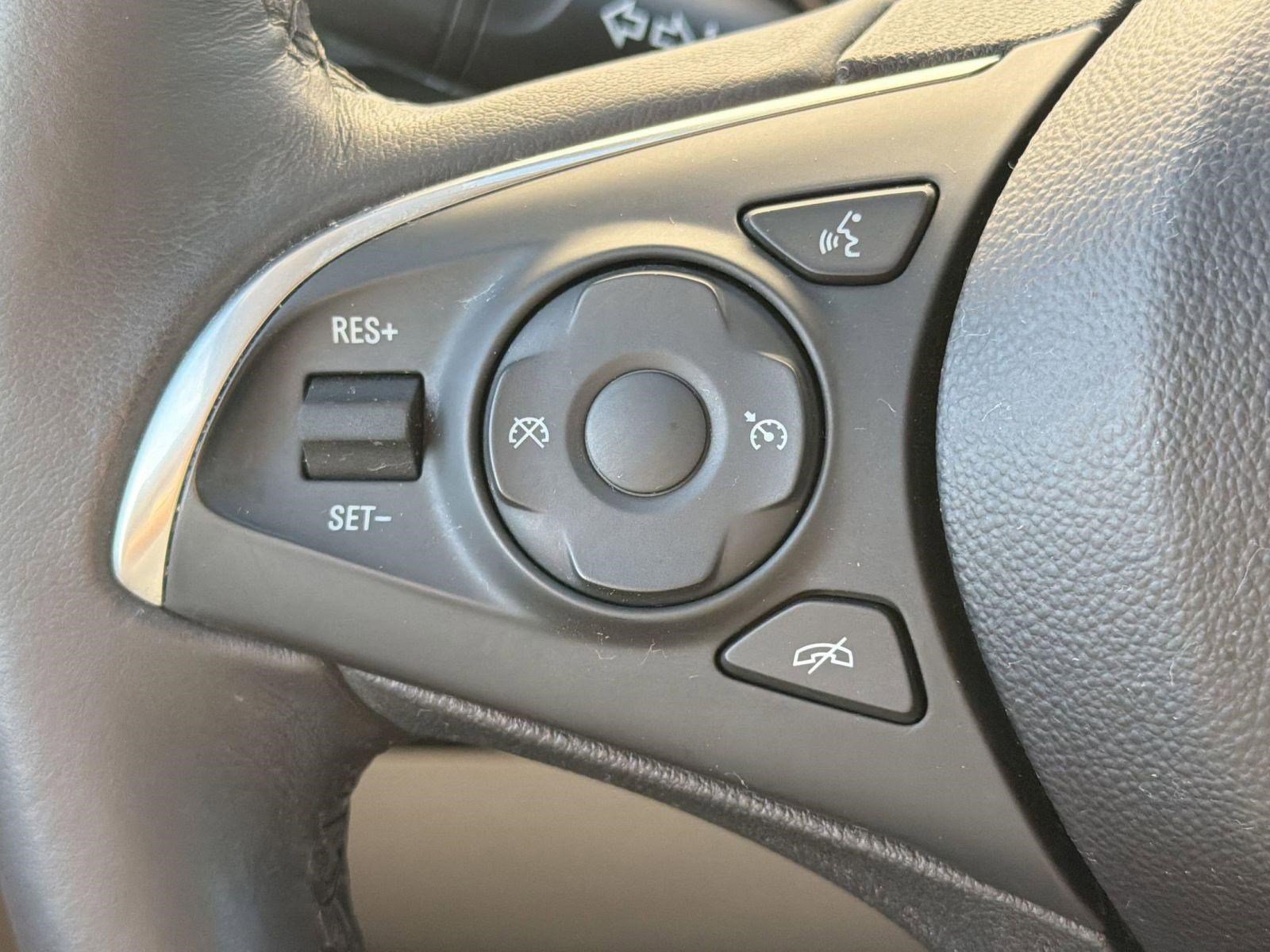 Used 2020 Buick Enclave Essence FWD image 18