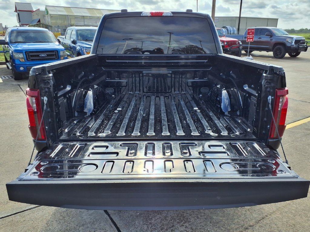 Used 2025 Ford F150 STX w/ Equipment Group 200A RWD image 29